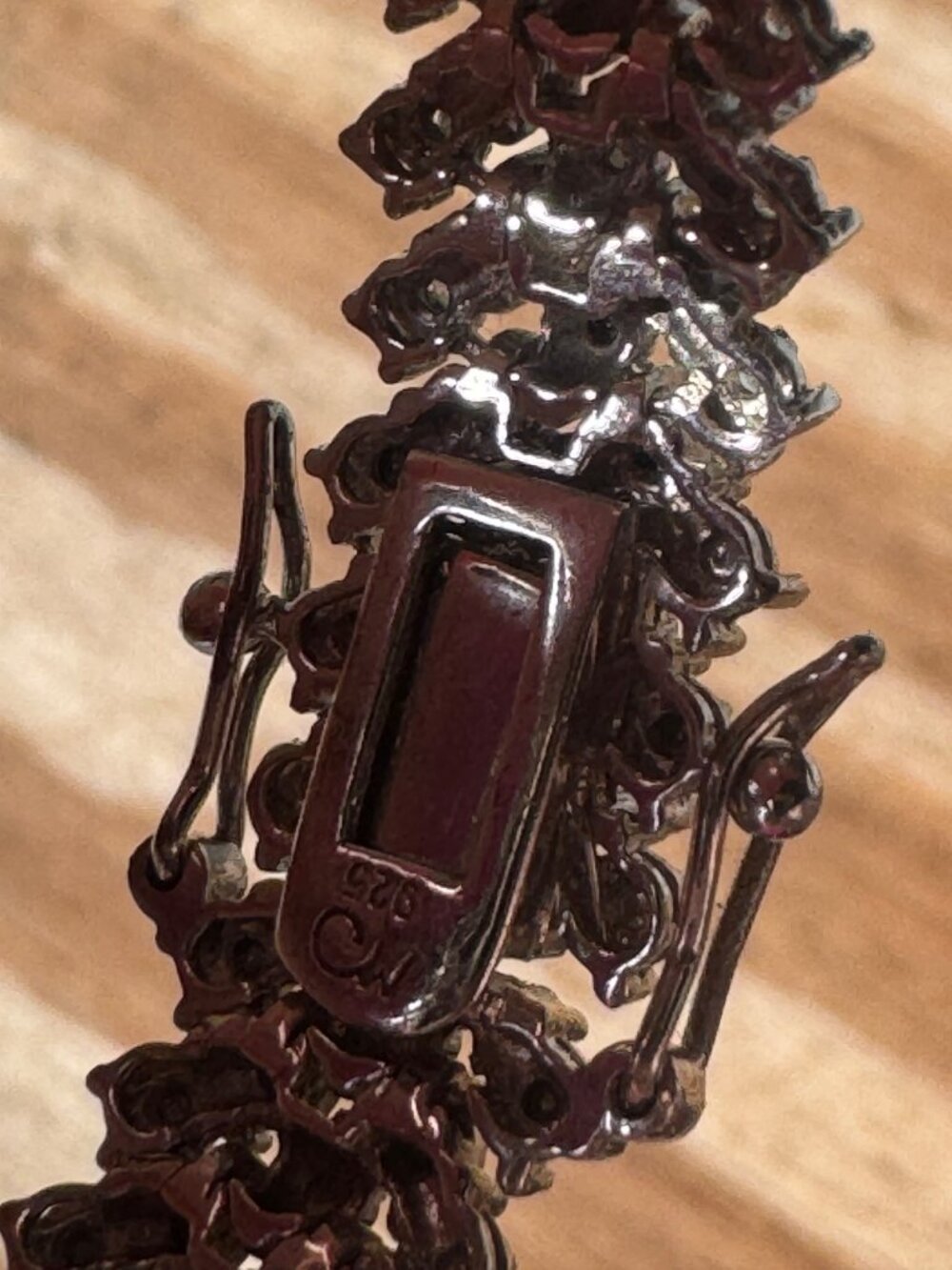 Charles Winston 7" Sterling Silver Intricate Link Bracelet With Detailed Clasp - Picture 6 of 7